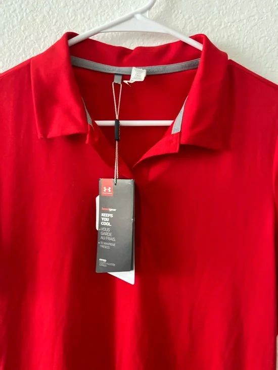 Under Armour Women’s Red Polo Medium NEW - Picture 2 of 7